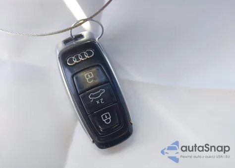 2021 Audi Q7 Premium Plus 55 Tfsi Quattro Tiptronic z USA, uszkodzony, nr VIN WA1LXAF76MD039204